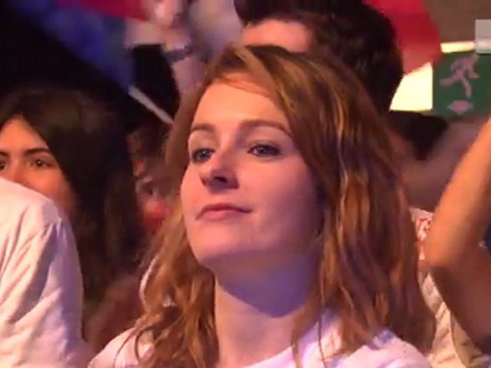 UMP - Réactions des personnalités à la sortie du meeting Jeunes