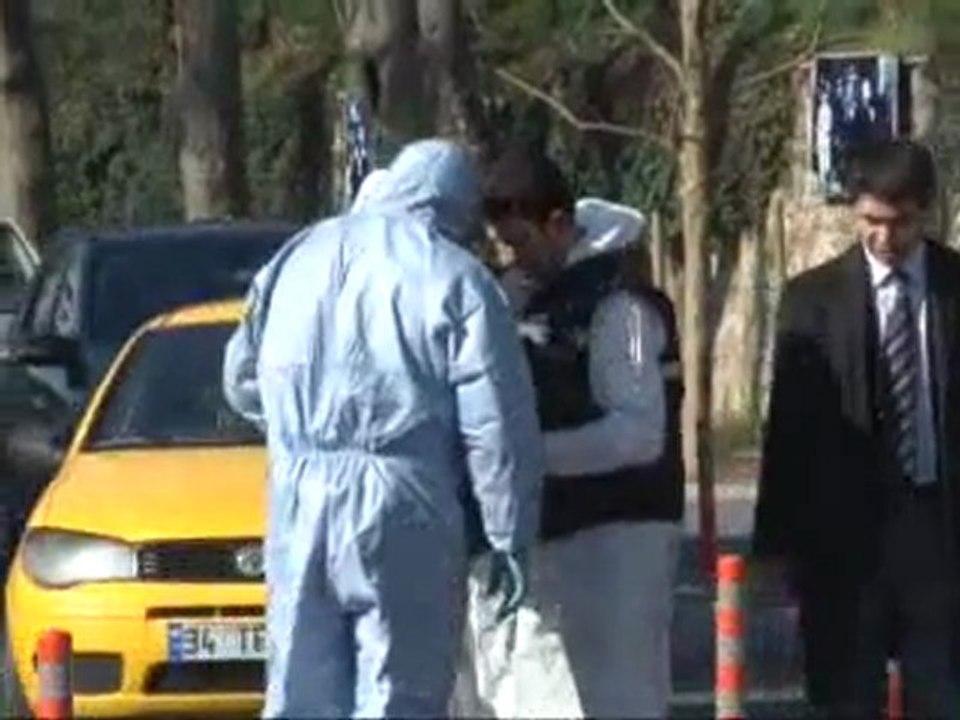 100-Dana-Etin'den-Tavuk-Cikti.515831