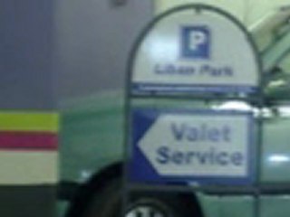 hotel with parking at gatwick