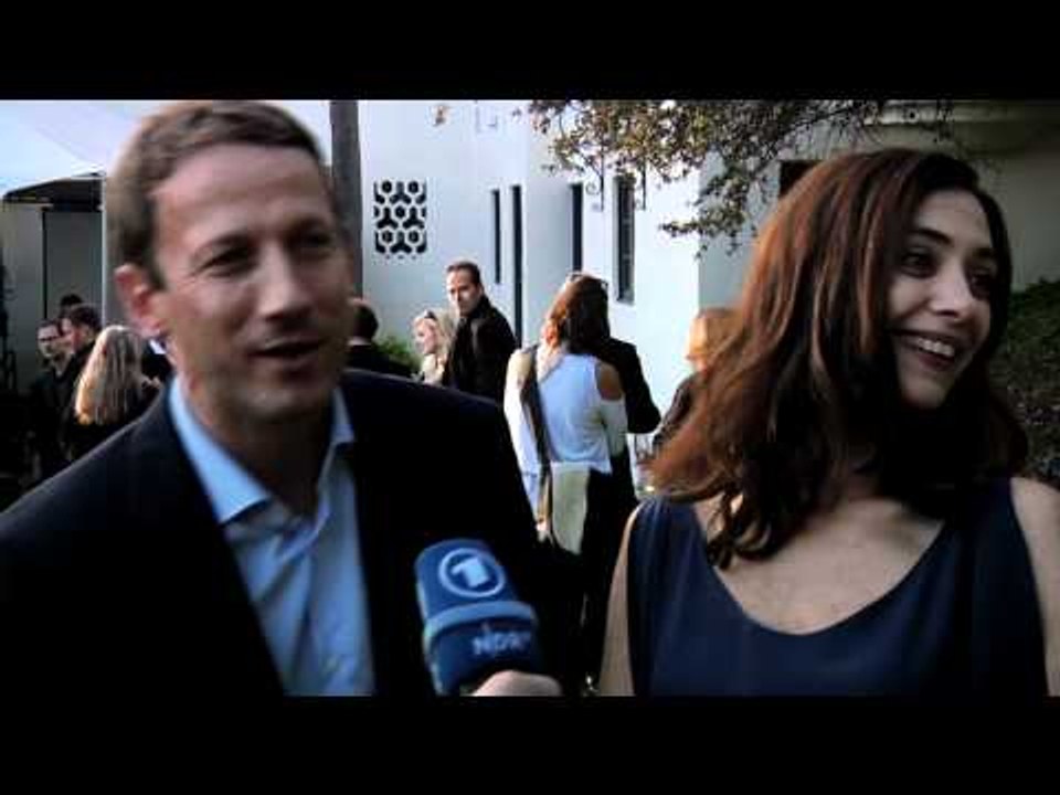upload mpg4 25p (BalconyTV)
