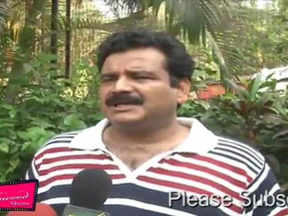 Director Speaks Abourt "Rajni" @ Muhurat Of Rajni Ki Lag Gayi