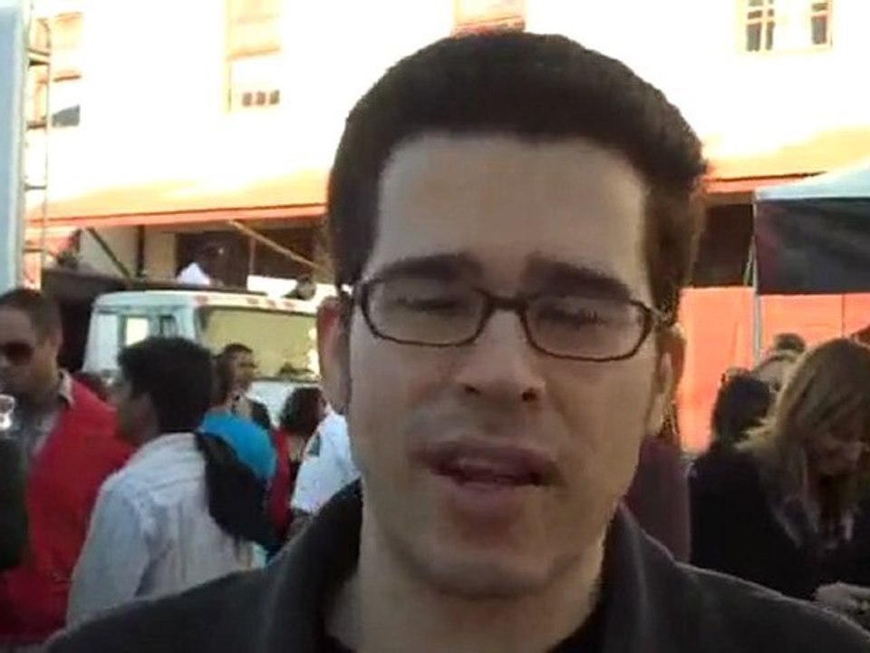 YouTube Live - Flip HD Video