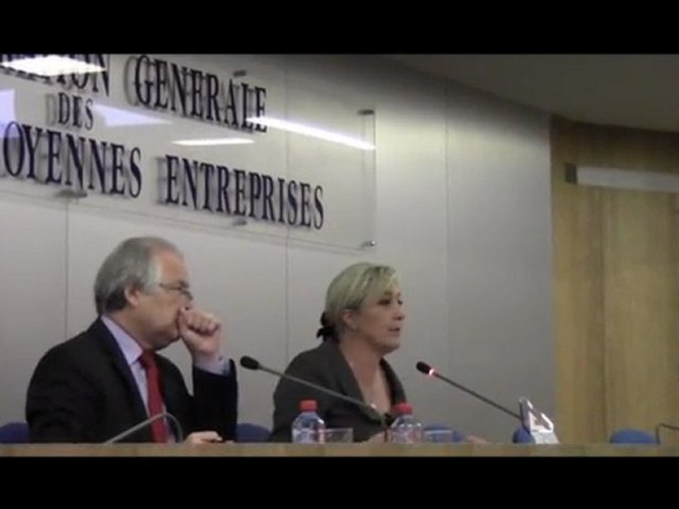 Marine Le Pen présente son projet économique et social devant la CGPME