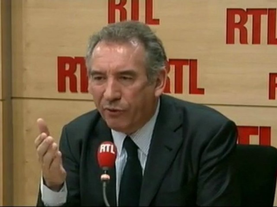 François Bayrou sur RTL : "La vérité, c'est qu'il y a une entente clandestine entre François Hollande et Nicolas Sarkozy pour ne pas débattre"