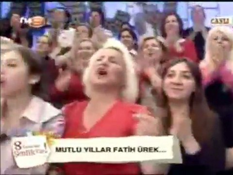 Seda Sayan TV8 stüdyosunu bastı Televizyon Gazetesi haber, diziler, televizyon, sinema, magazin, aktüel, yaşam