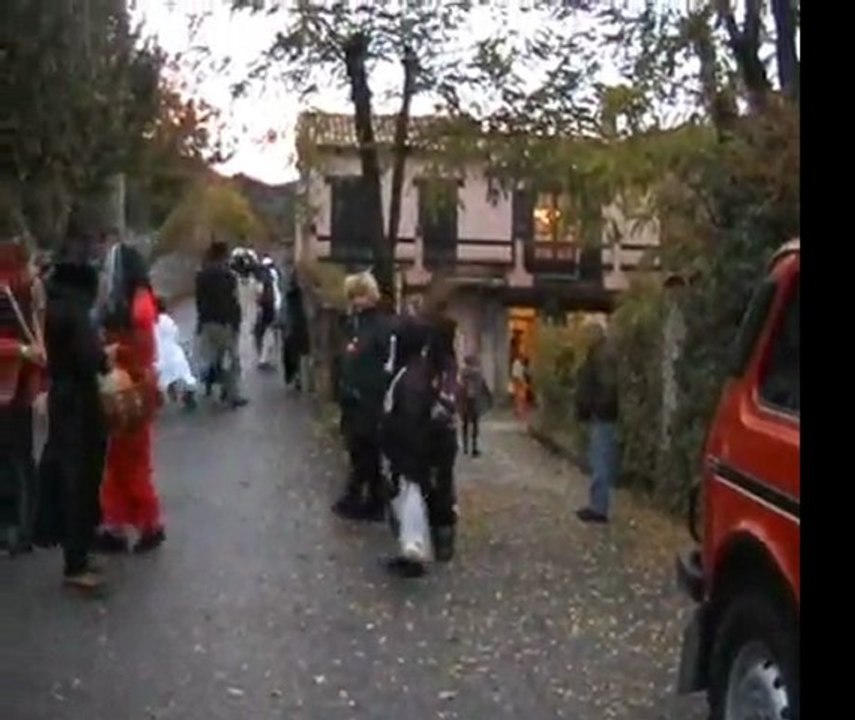 La fête d'Halloween a Méailles, le 1 er Novembre 2000.