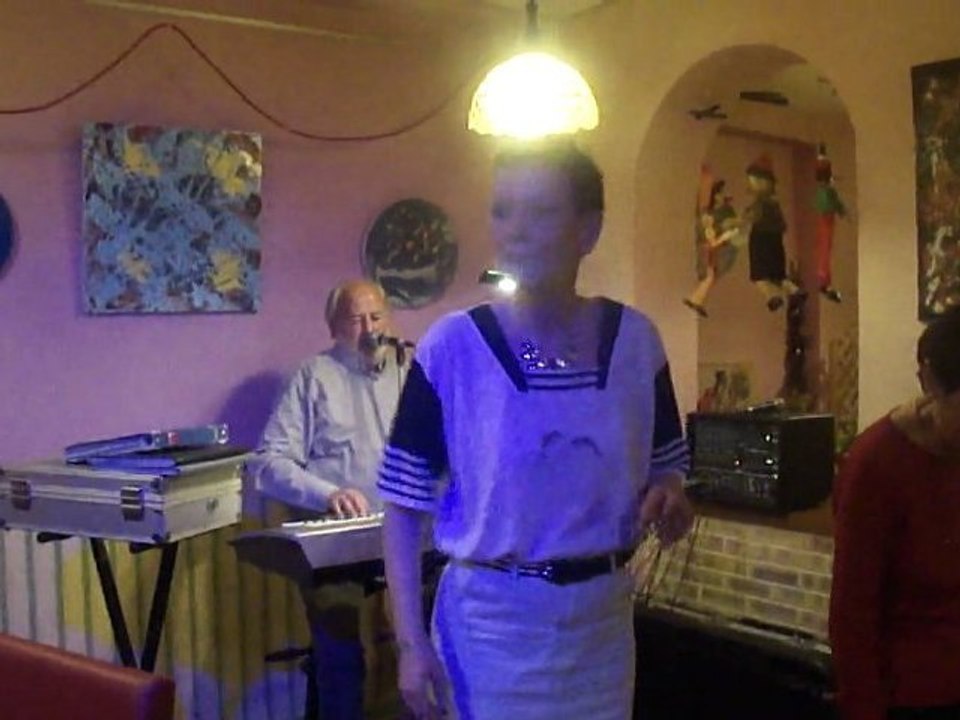 03  28 03 12  JEAN MAX à la PIZZA GOGO Dreux