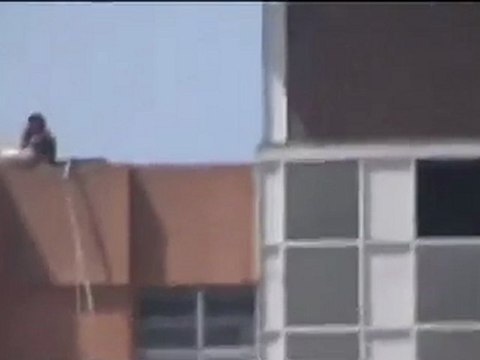 فري برس حمص الصامدة الوعر تواجد القناصين على سطح مشفى البر 3 4 2012