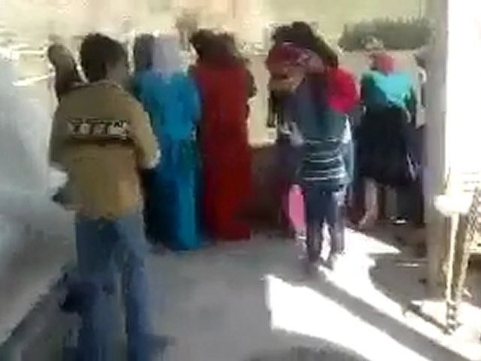 فري برس ريف حماه المحتل تقرير لقنوات العالم الحر عن قلعة المضيق المنكوبة ‫‬ 3 4 2012