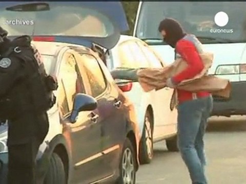 French police arrest more suspected Islamists