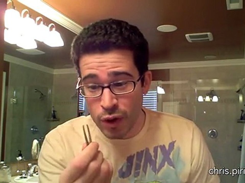 Unibrow Tutorial: a "How to" Cosmetics Beauty Tip