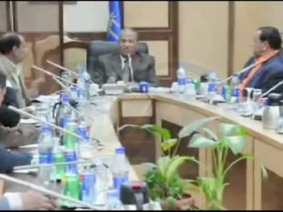 المؤتمر الصحفي للسيد محافظ اسوان