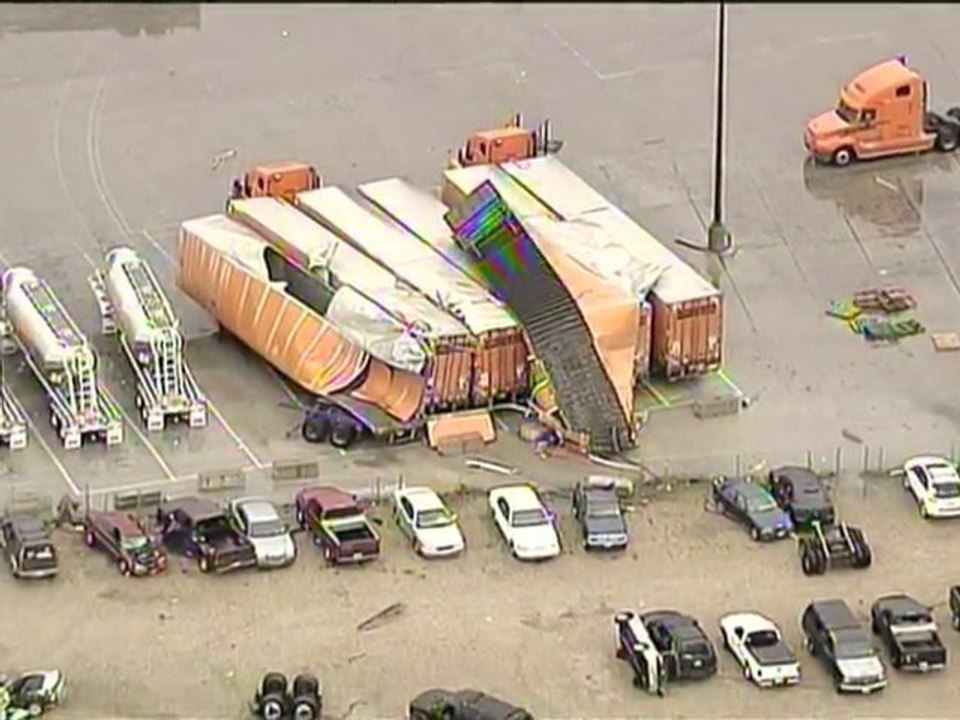 USA: deux tornades provoquent d'importants dégâts au Texas