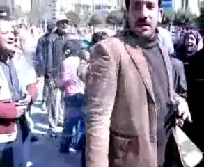 مظاهرة لاهالي المقبوض عليه في احداث بورسعيد  امام محمكمة بورسعيد 21 2 2012