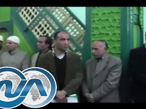 عقب أدائه صلاة الجمعة معهم محافظ المنوفية يعد أهالي تتا بإنهاء مشكلة المياة فى موعد أقصاه 20 من الشهر القادم