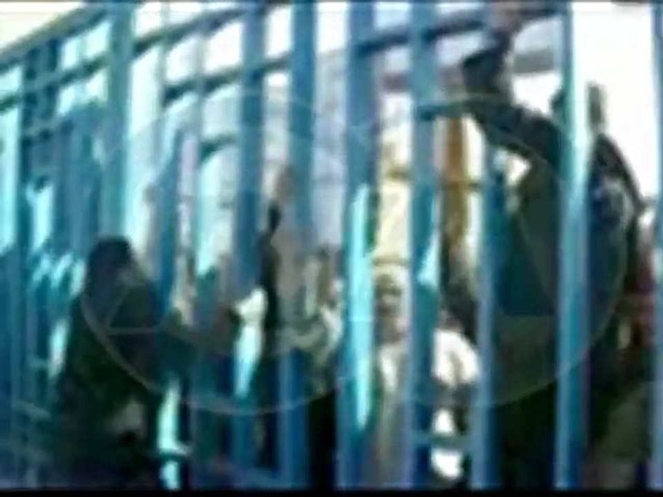 العاملين بمصنع بوتجازكو بسوهاج يقومون بالاضراب الكامل مطالبين بنقل المصنع والعاملين من شركة بوتجازكو الي شركة بتروجاس