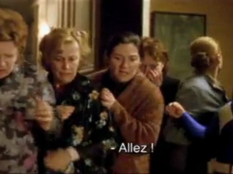 MES CHERS VOISINS - Bande-annonce VO