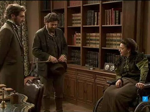 TRISTAN MAURICIO MADRE LA CABEZA LA TIENE MUY BIEN ESDPV 04-04-2012