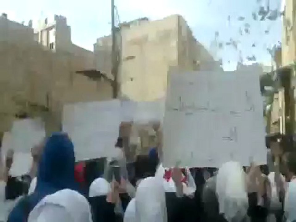 فري برس مظاهرة  حي الميدان الدمشقي بمشاركة احرار الكسوة   4 4  2012 جــ 1