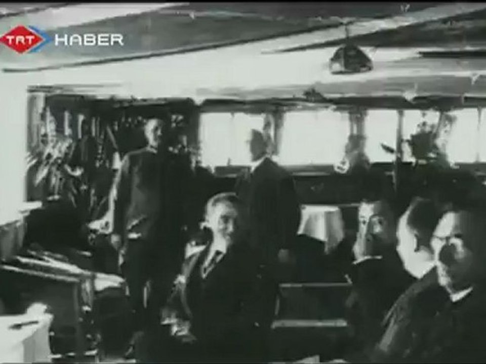 Atatürk'ün Kendi Sesinden Şiir