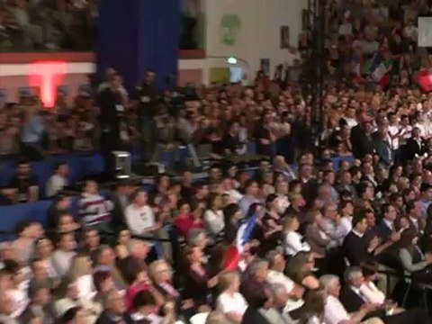 UMP - Ambiance au sein des militants du meeting de Nîmes