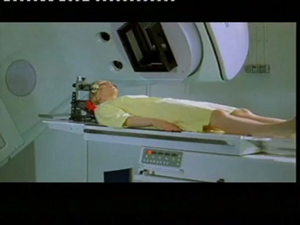 COMME SI DE RIEN N'ETAIT - Bande-annonce VF