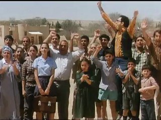 AU BOUT DU MONDE A GAUCHE - Bande-annonce VF