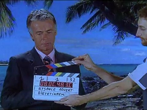 AU SECOURS J'AI 30 ANS - Teaser2 VF