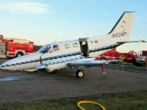 Granny lands plane after pilot death