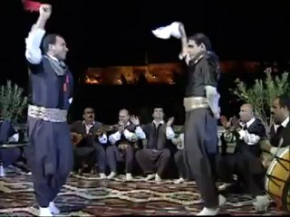 Urfa  Sıra geceleri "KOLUMU SALLADIM"