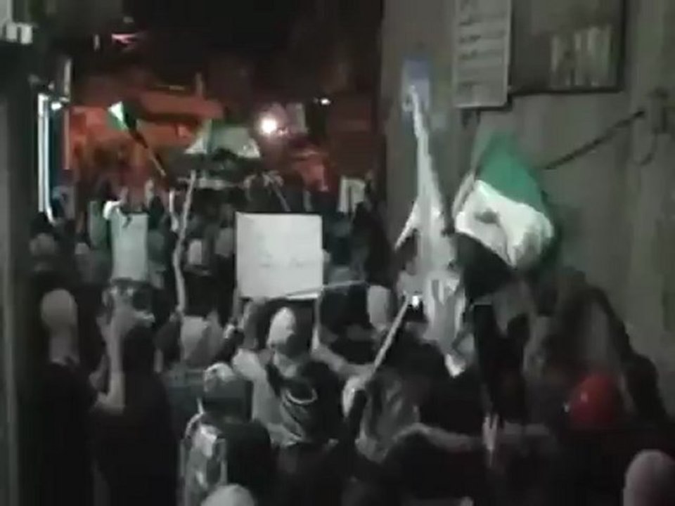 فري برس دمشق جوبر مظاهرة حاشدة رغم الحصار 04 04 2012