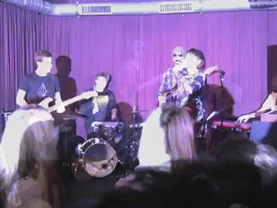 Miss AMG - I'm Waiting HD 1080p