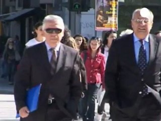 Greece extends bond swap deadline