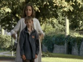 SAUF LE RESPECT QUE JE VOUS DOIS - Bande-annonce VF