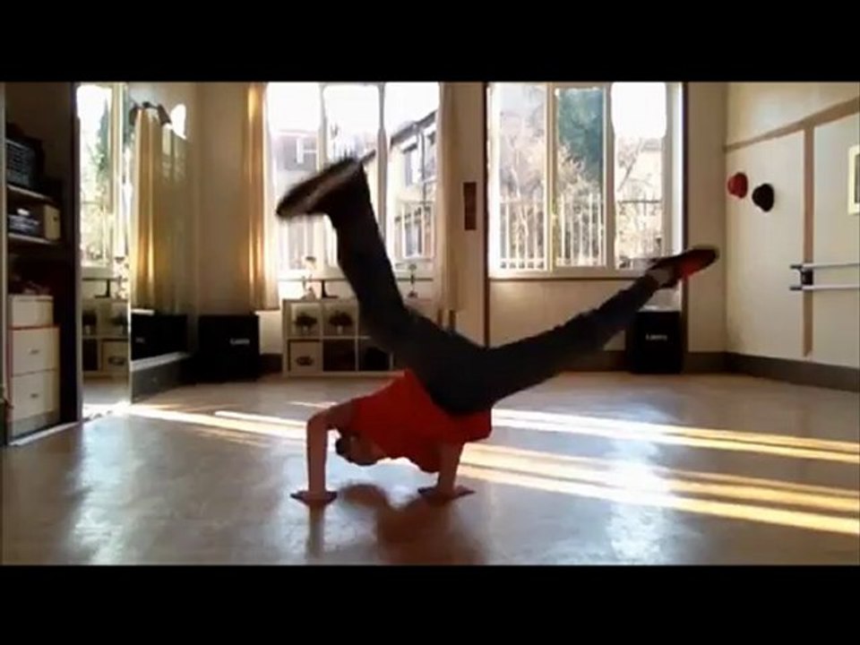 Arnaud BroWn Dancer