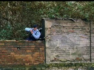 ENFERMES DEHORS - Teaser2 VF