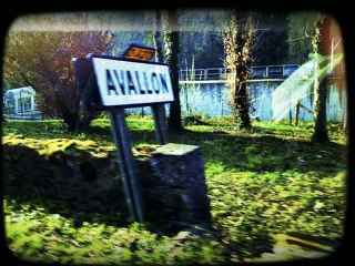 Quitter Avallon sur un petit air d'accordéon-UAEF