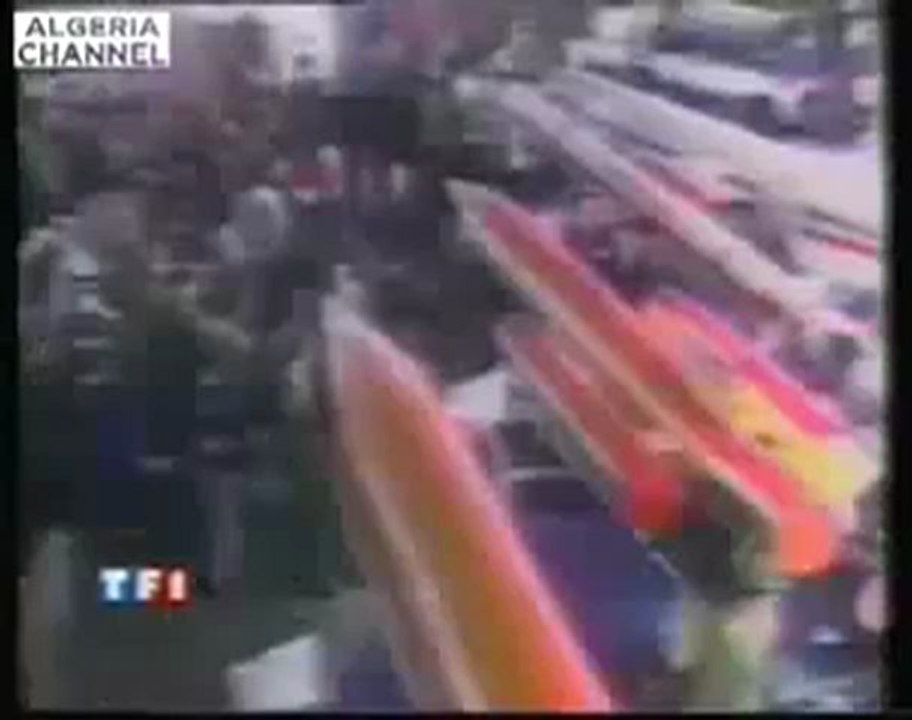 Algérie 1er pays arabe possédant l'arme nucléaire - YouTube