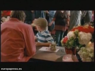 Kutcher da carpetazo a su relación con Rihanna