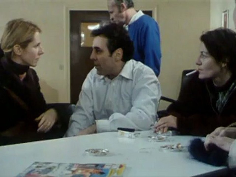 TRES BIEN MERCI - Teaser VF