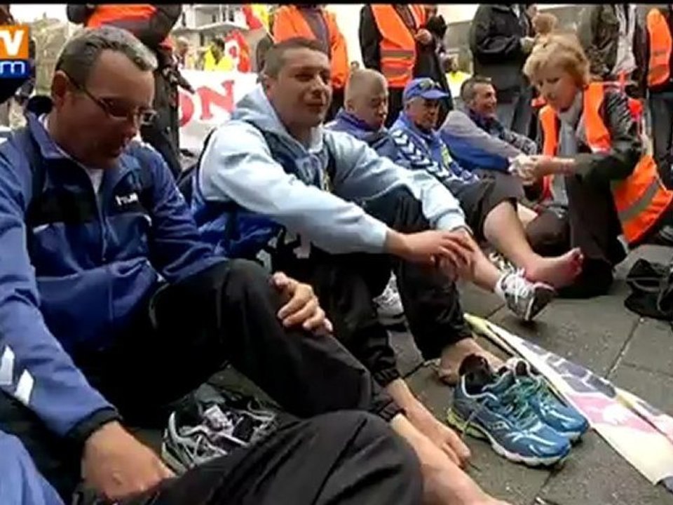 ArcelorMittal : la "marche de l'acier" des métallos de Florange finit à Paris