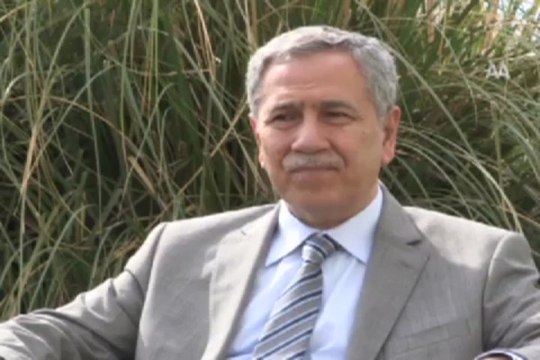 Arınç'dan AA'ya kutlama