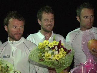 Solidaire du Chocolat - Yannick Bestaven et Eric Drouglazet - Arrivée à Progresso