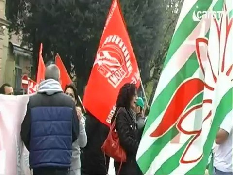 Icaro Tv. Make e Semilavorati, in 100 senza lavoro