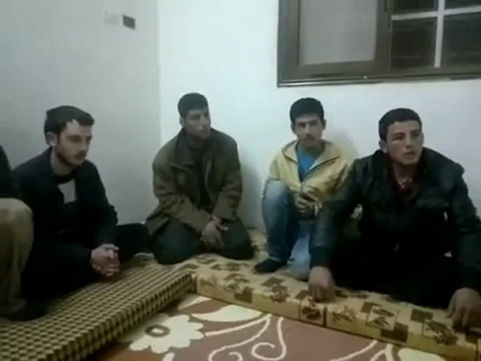 فري برس حلب بعض الأسرى بيد لواء أحرار الشمال 6 4 2012