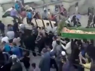 فري برس ريف حماه المحتل عــقـرب تشييع الشهيد الشيخ باسم عز الدين 5 4 2012