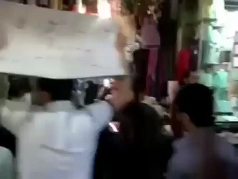 فري برس حماة المحتلة مظاهرة في شارع 15 آذار والسوق الطويل 5 4 2012