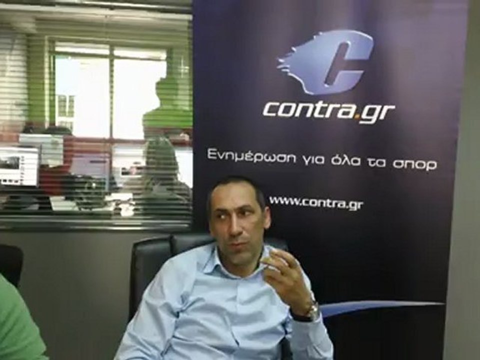 Ο Γιώργος Δώνης στο Contra.gr - Ο Φέργκιουσον καλύτερος προπονητής