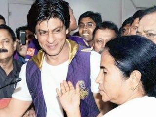 Chief Minister Mamta Banerjee Serves Fried Fish To Shahrukh Khan - Bollywood Time