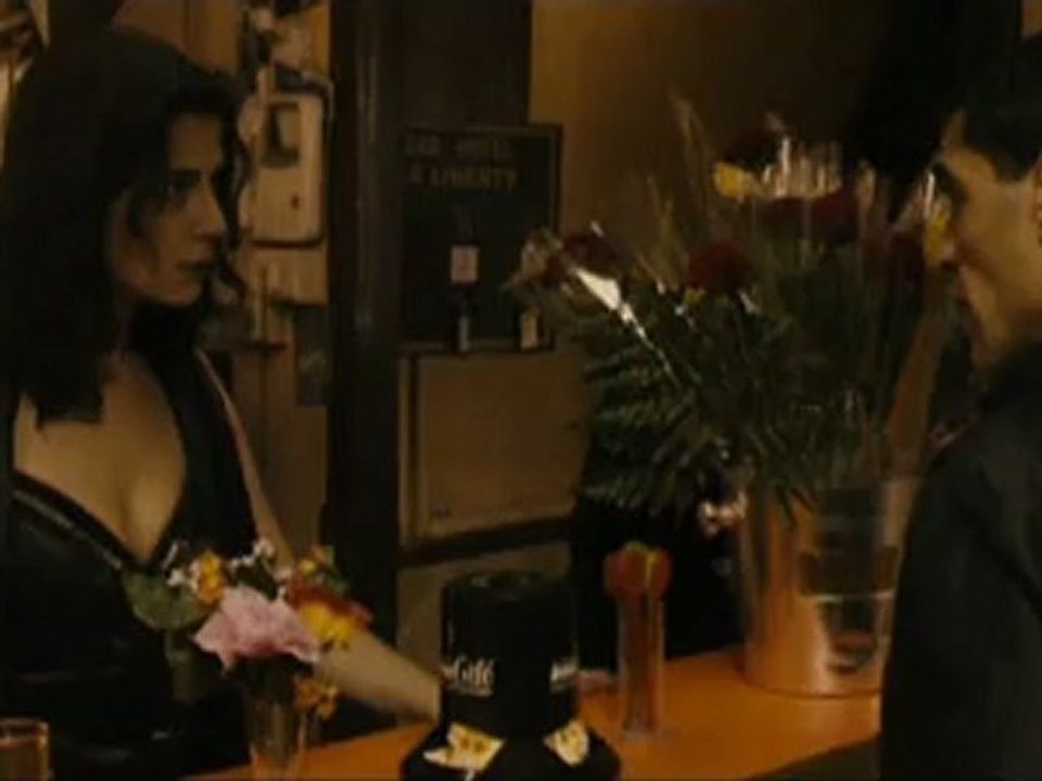 UN ROMAN POLICIER - Bande-annonce VF